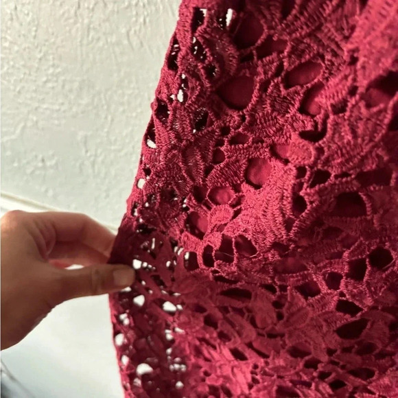 ASTR | crochet | adjustable strap | maroon | lace overlay | mid length dress | s - Picture 11 of 11